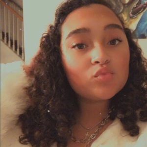 Meet your Posher, Abby